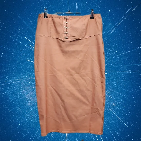 Dusty Pink Corset Pencil Skirt by Bozzolo - Picture 4 of 10